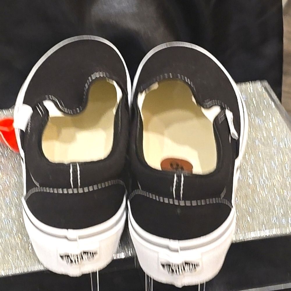 Vans Asher Slip-On Sneaker- Black/White - Picture 9 of 10
